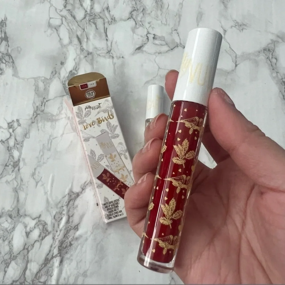 pretty vulgar love birds matte liquid lipstick and lip gloss duo 158 159 Aug sal